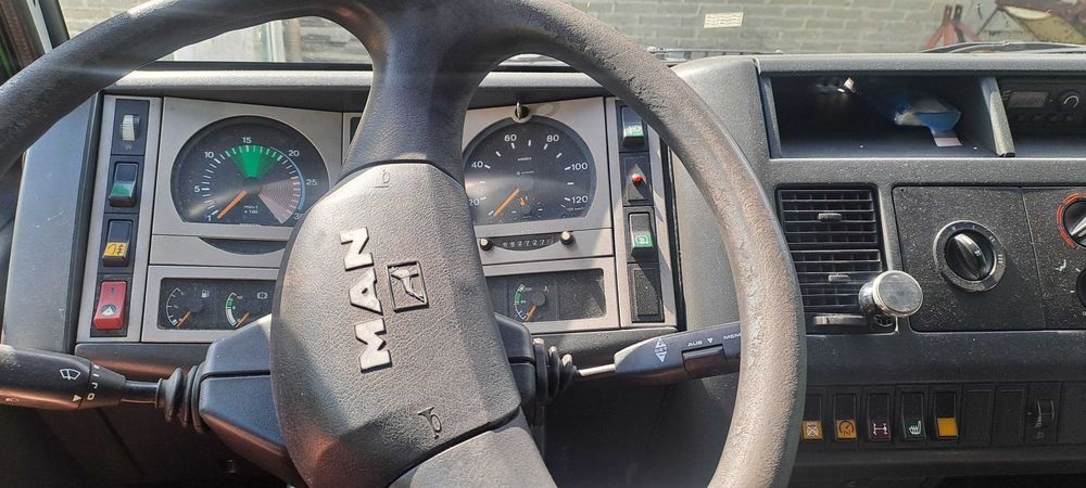 MAN LE 12 220 izoterma