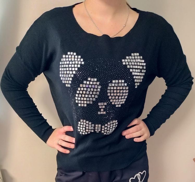 Свитер Tiramisu.