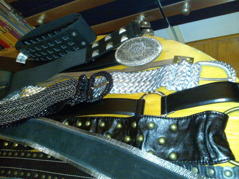 30 cintos (diversos) para mulher