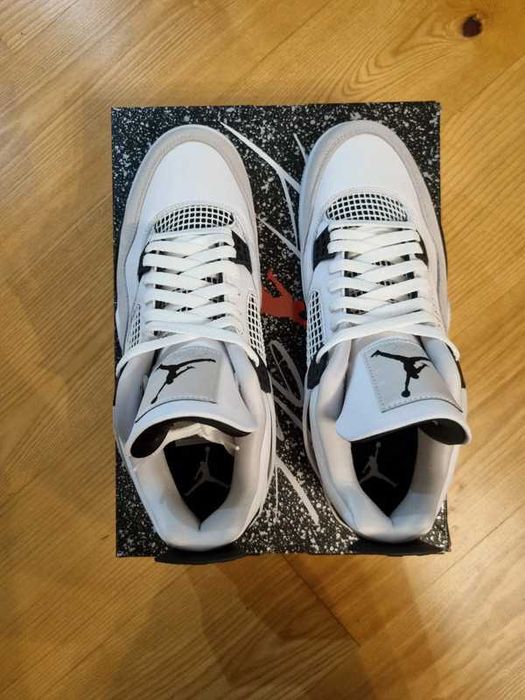 Jordan 4 Retro Military Black 40