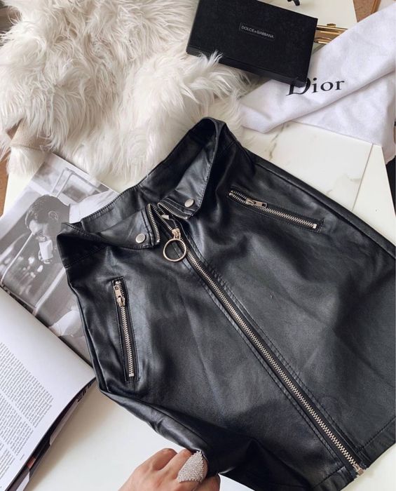 Шкіряна подовжена спідниця з високою талією. Міні спідниця з еко-шкіри