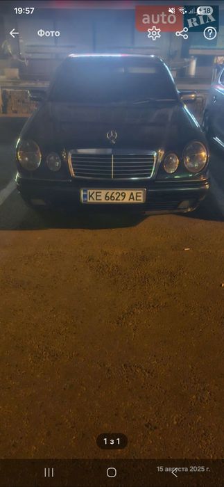 Mercedes Benz w210