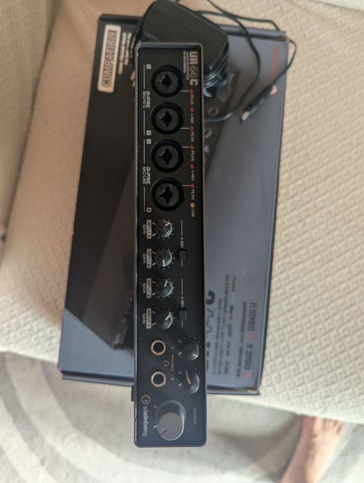 Interface Audio Placa de Som Steinberg UR44C 4 entradas + midi