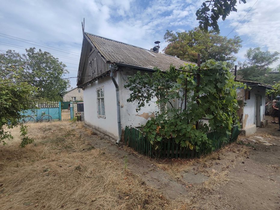 Продам дом в Яськах на 25 сотках земли