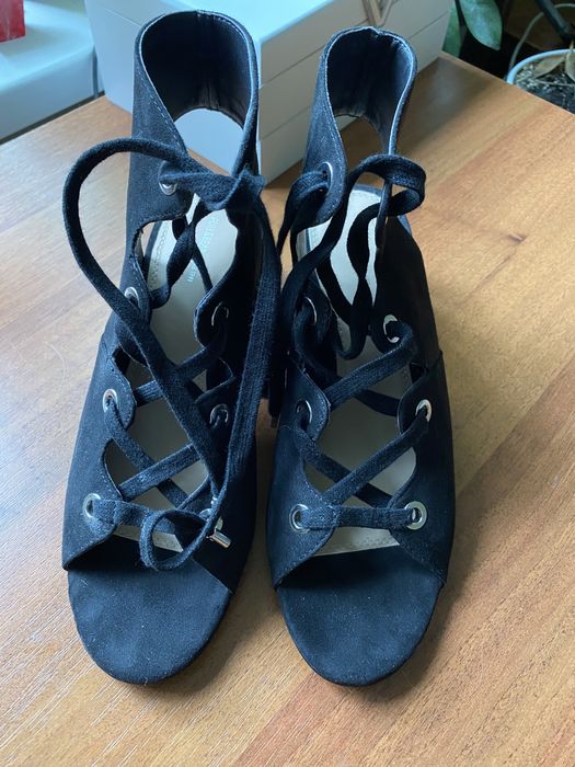 Босоніжки Pull&Bear 38р.