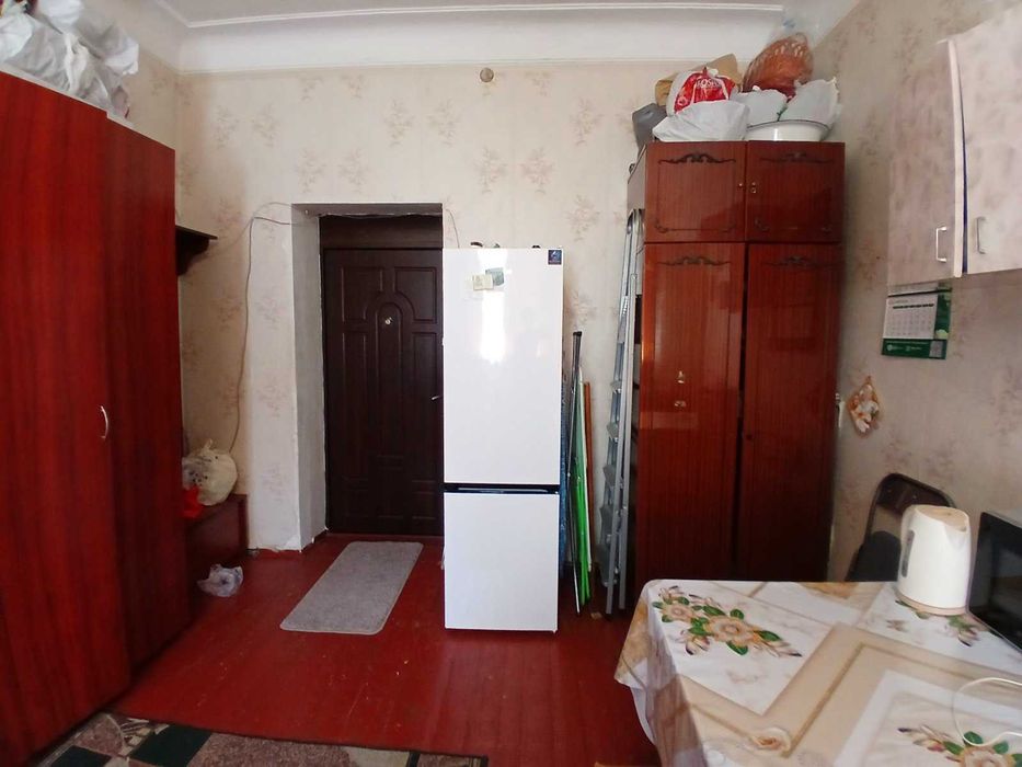 Продається кімната 21 кв.м.  метро Політехнічна  КПІ