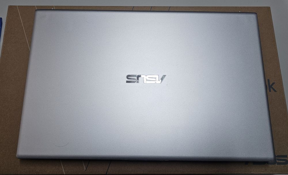 Asus VivoBook F512D