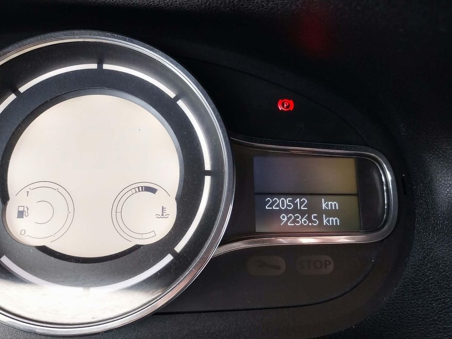 Renault Mégane III Sport Tourer 1.5 dCi Limited, de 2016 — photo 2