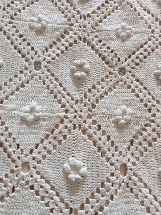 Colcha de renda feita à mão com folho de linho bordado + 2 Almofadas