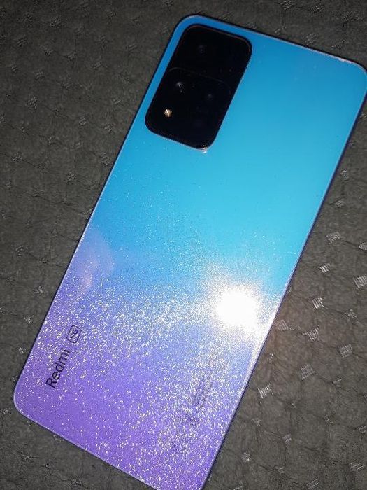 Продам телефон редми