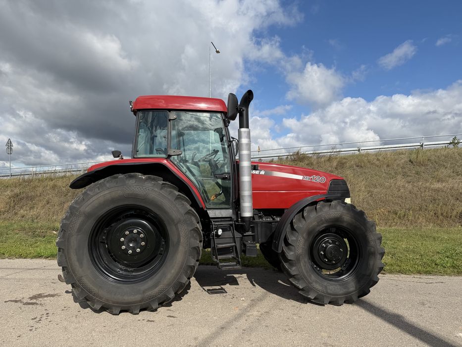 Ciagnik rolniczy Case MX 120