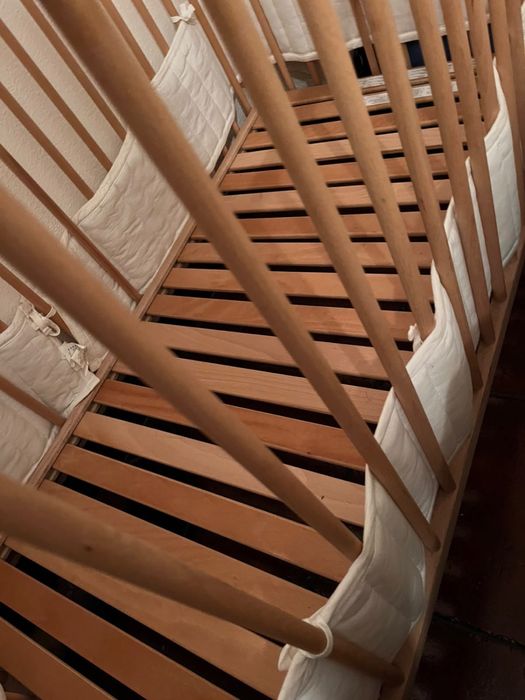 Cama de grades, Berço do Ikea