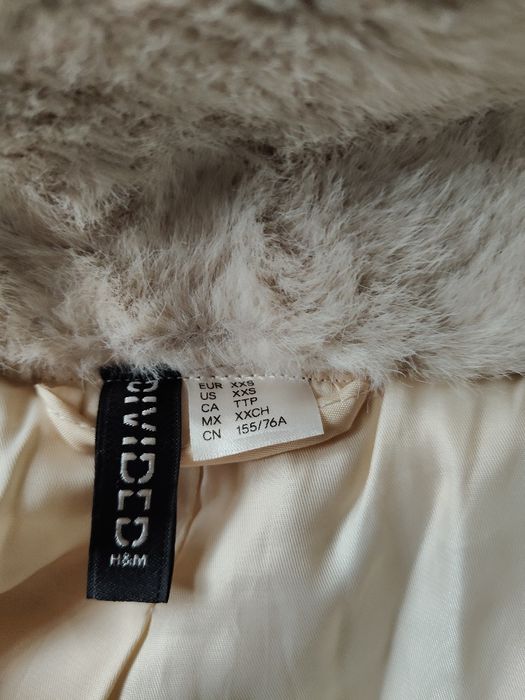 Шубка еко в гарному стані HM