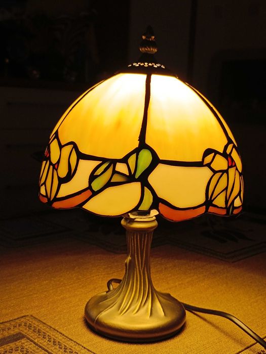Lampa  ,,Tiffany"   kwiaty
