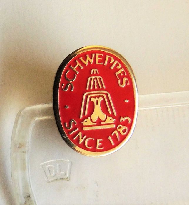 pin Schweppes komplet 2 szt.