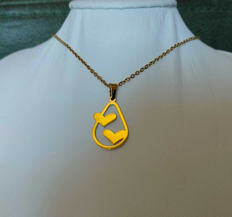 Colar Aço Dourado c/ Oval de 2 Corações NOVO