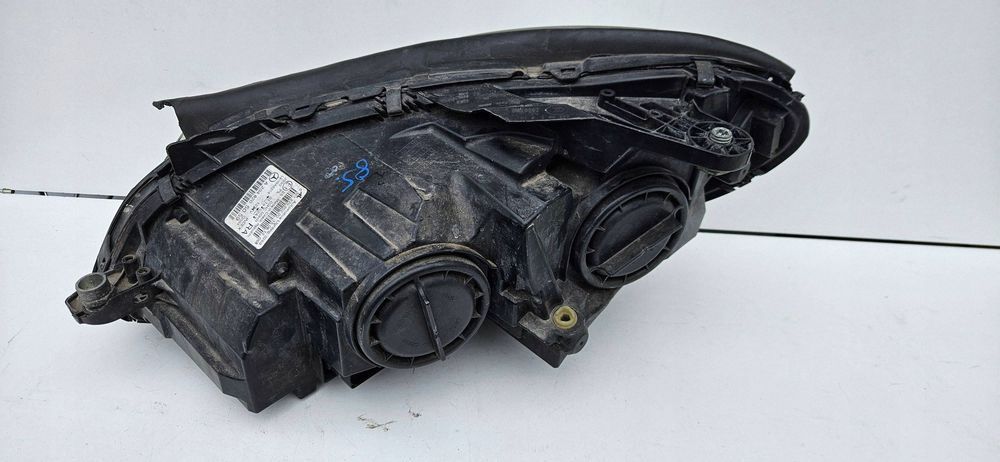 Mercedes C 204 Lift 11- Lampa Prawa Przednia Przód Reflektor 2048205059