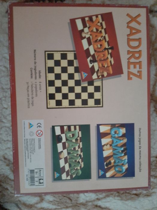 Jogo de Xadrez da Majora completo