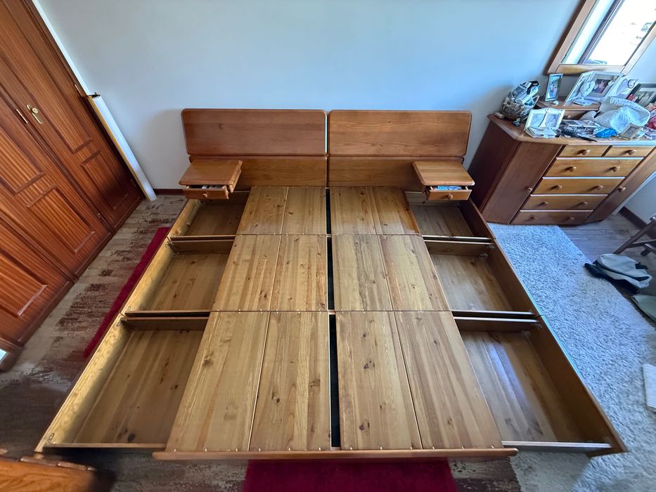 Cama madeira maciça