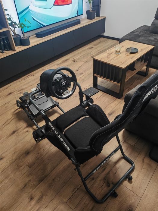 Kierownica Thrustmaster T-GT II + Stojak / Jak nowa