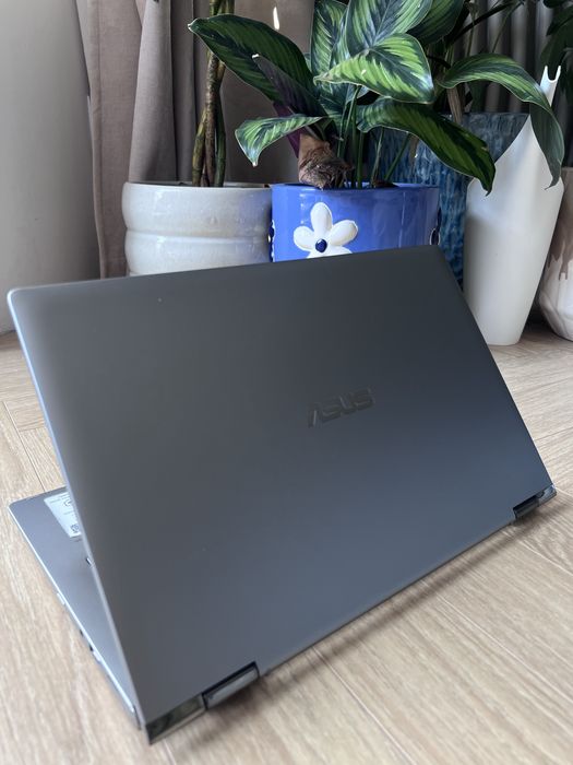 Laptop Asus ZenBook Flip UM462D