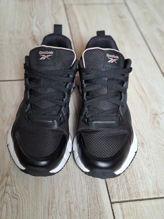 Sprzedam buty Reebok r.39