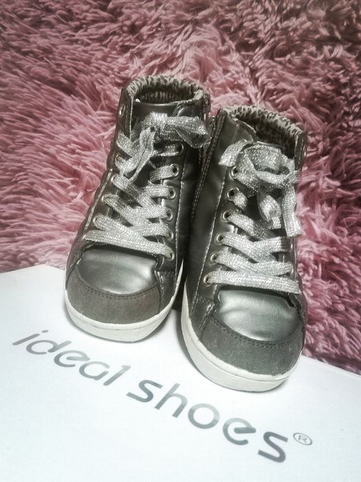 Eleganckie pikowane botki dla dziewczynki 27