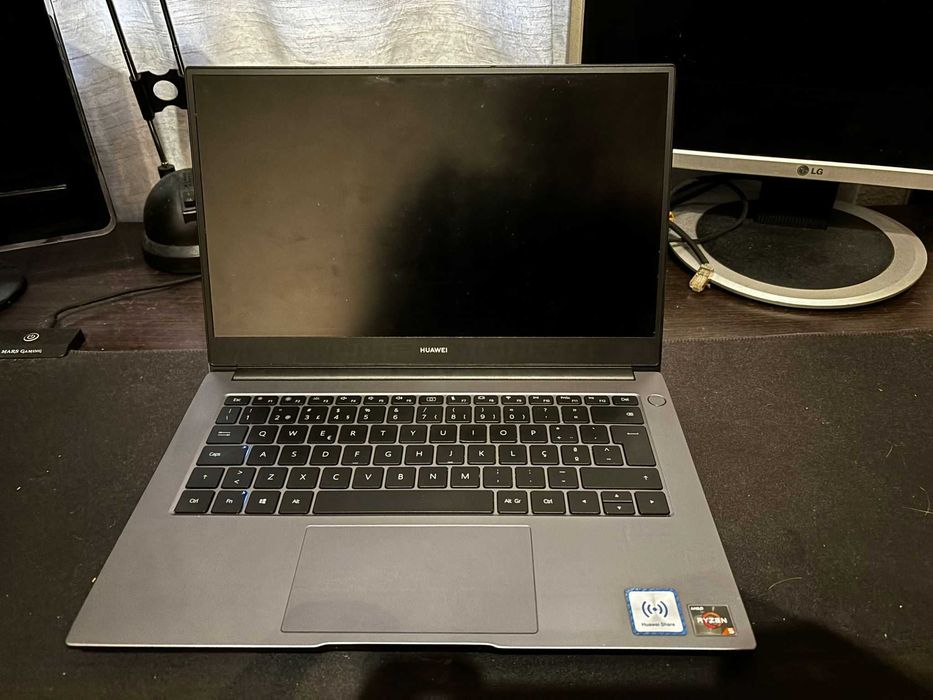 Huawei Matebook D14