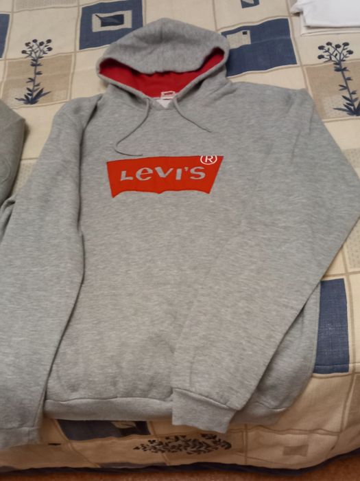 Levis original igual  novo  15 eurnovo