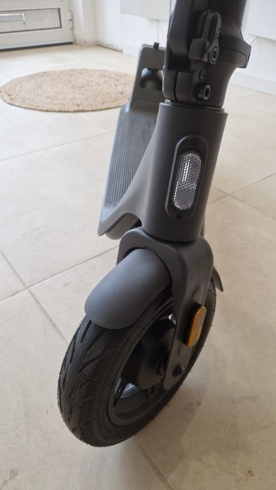 NOVA: Trotinete Elétrica XIAOMI 4 Lite 2nd Gen. (300 W - Aut. 25