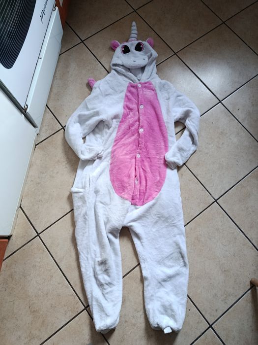Strój dla dziewczynki 134-140 jednorożec