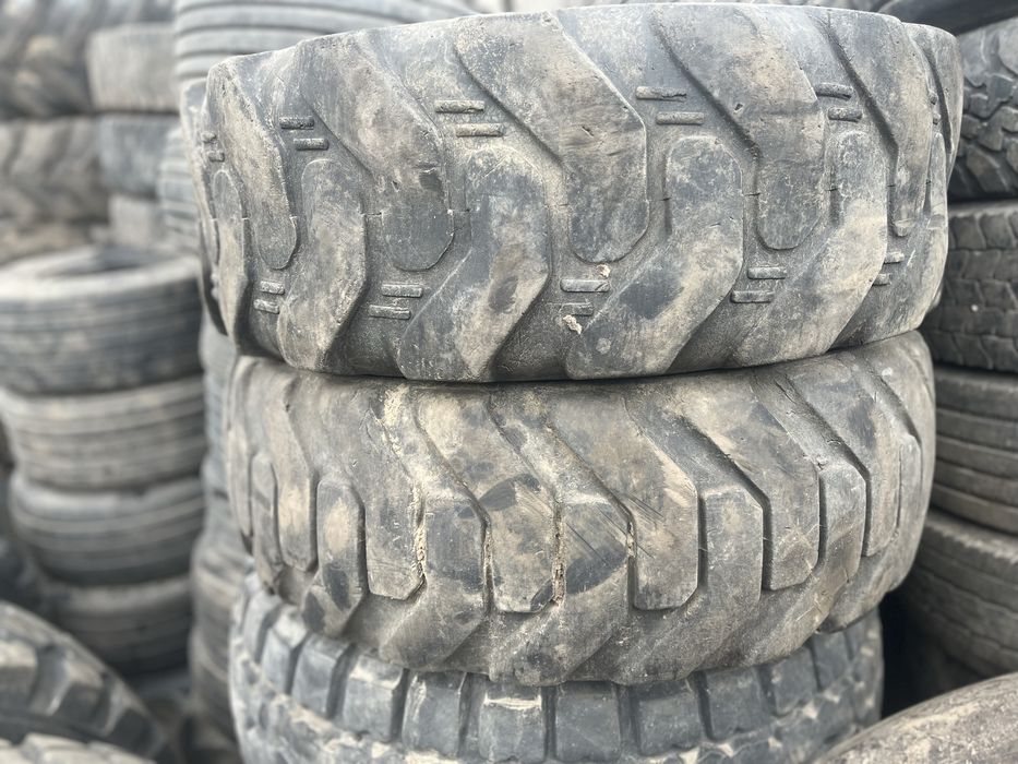 Шины 12.5/80 R18 (скидка на доставке)