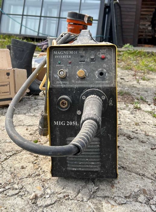 Spawarka inwertorowa MAGNUM MIG 205L