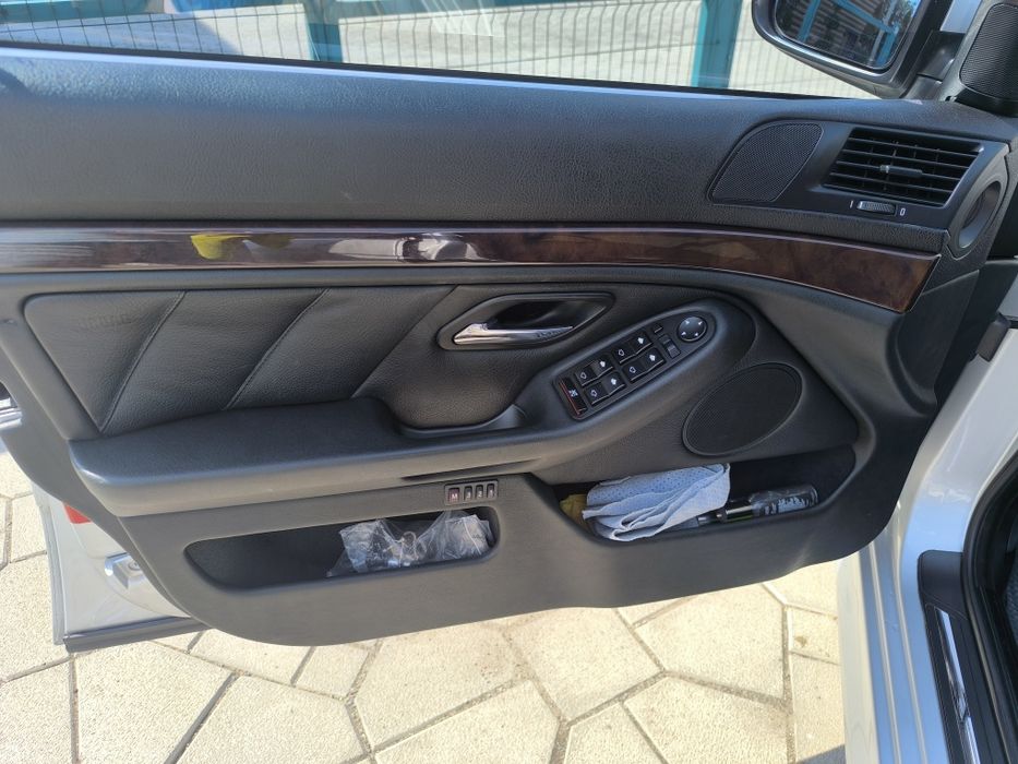 BMW E39,3л дизель автомат 2003