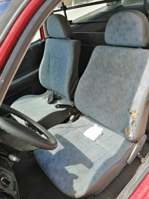 Carro comercial Seat Ibiza 1.0 para peças