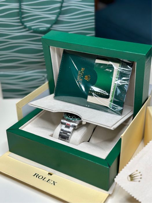 Годинник ролекс rolex submariner date green
