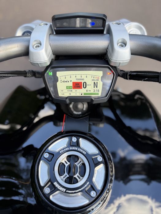 Ducati xDiavel 2016 офіційний