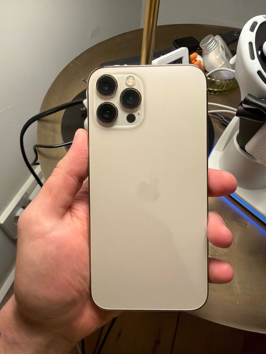 iPhone 12 Pro Max Glod