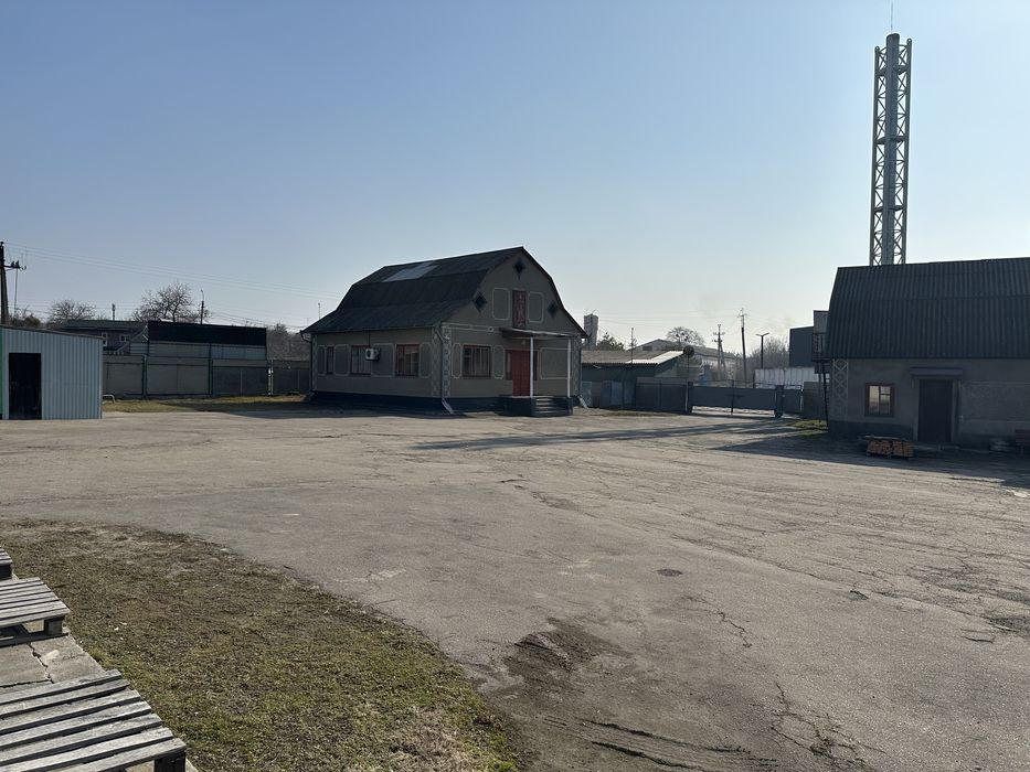 Здам в оренду комерційне приміщення площа 350м2 з розширенням до 500м2