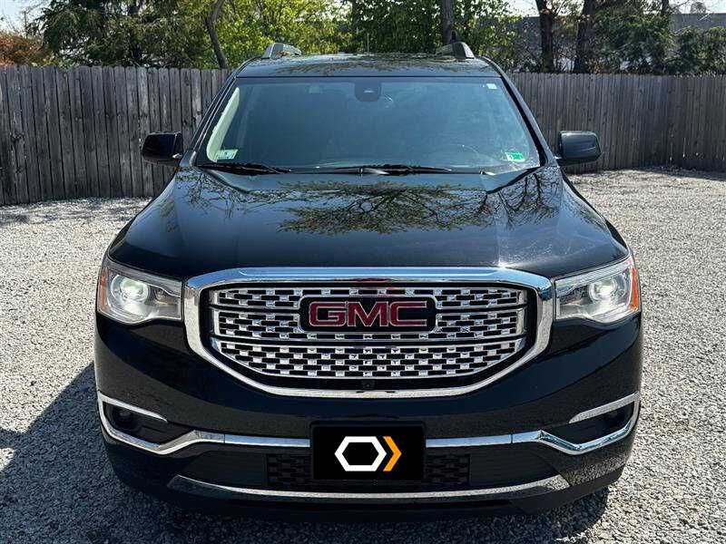 GMC Acadia Denali 2019