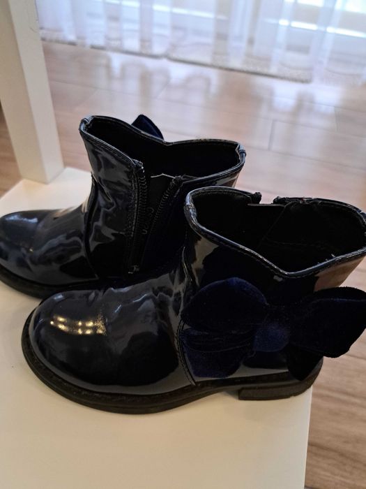 Buty dziewczęce rozmiar 26