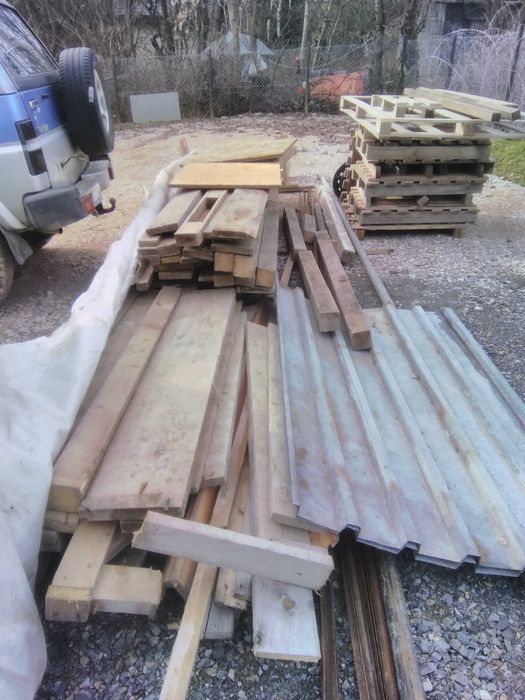 belki,deski, drewno różnego typu i gatunków