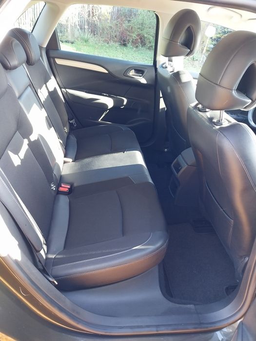 Citroen C4 Hatchback+komplet opon