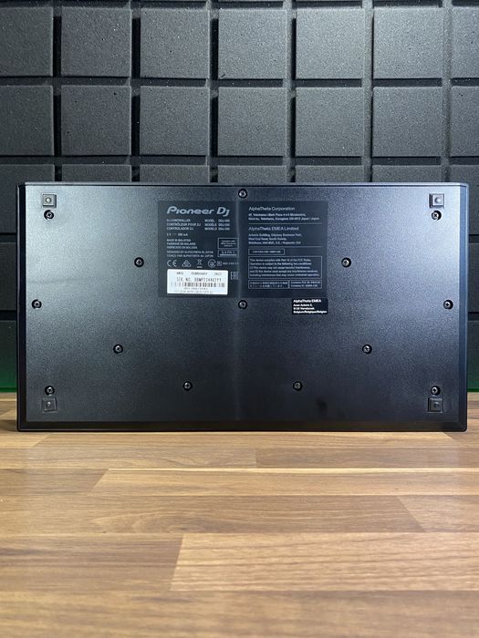 Pioneer DDJ-200 (Доставимо кур’єром — БЕЗКОШТОВНО!)