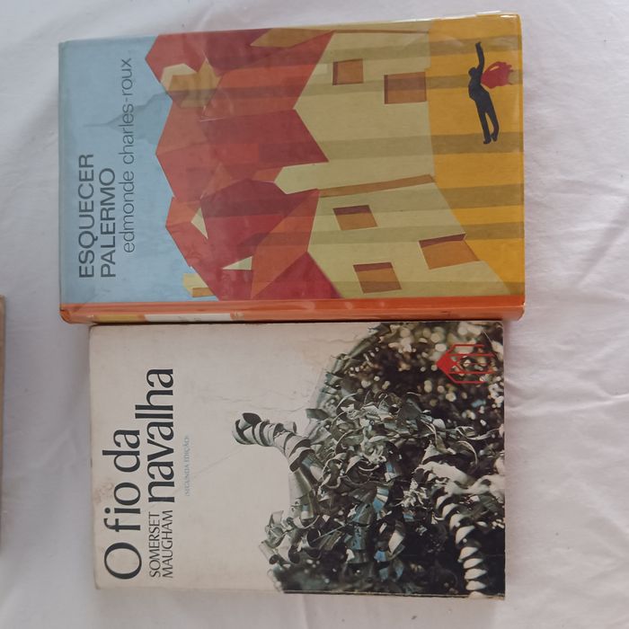 Livros de vários autores