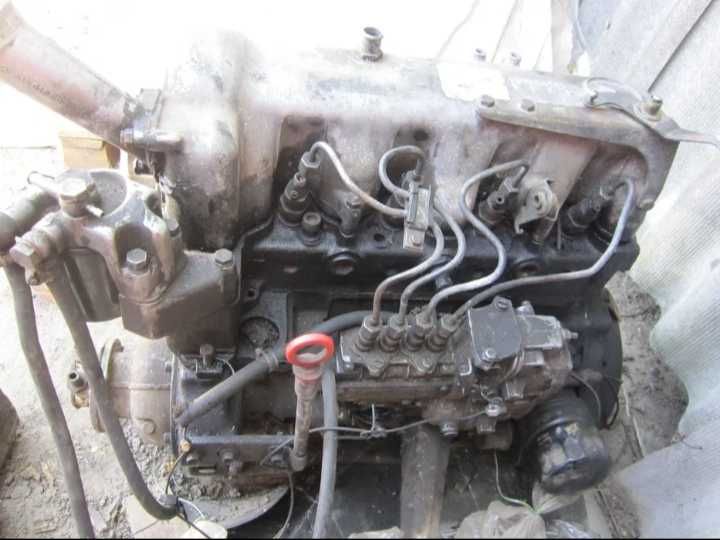 Двигун ом 616 мерседес 2.4 д Кронштейн фильтра топливного