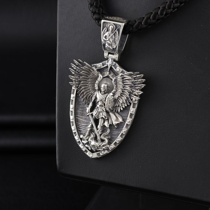 Срібна підвіска АРХАНГЕЛ МИХАЇЛ 33 грама