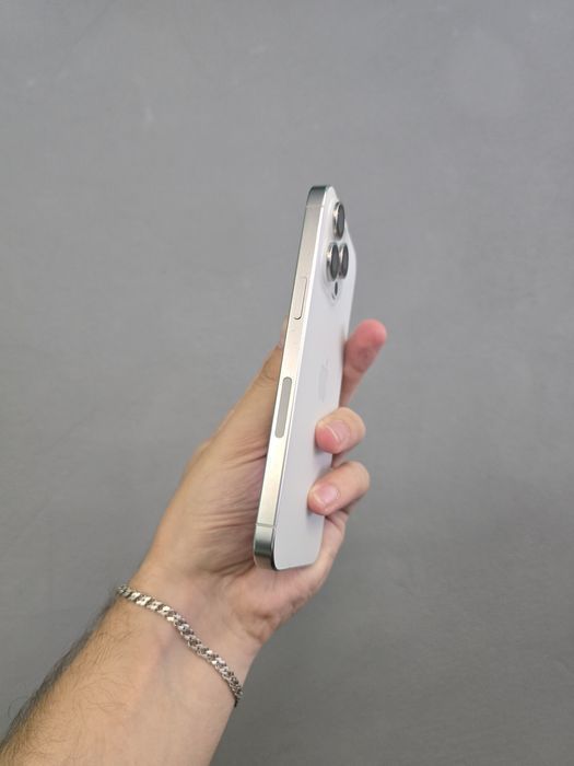 iPhone 15 Pro Max 256Gb White Titanium Neverlock Чудовий стан