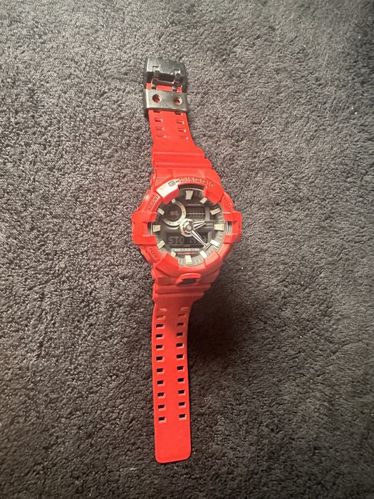Casio G-shock GA-700 Kultowy zegarek