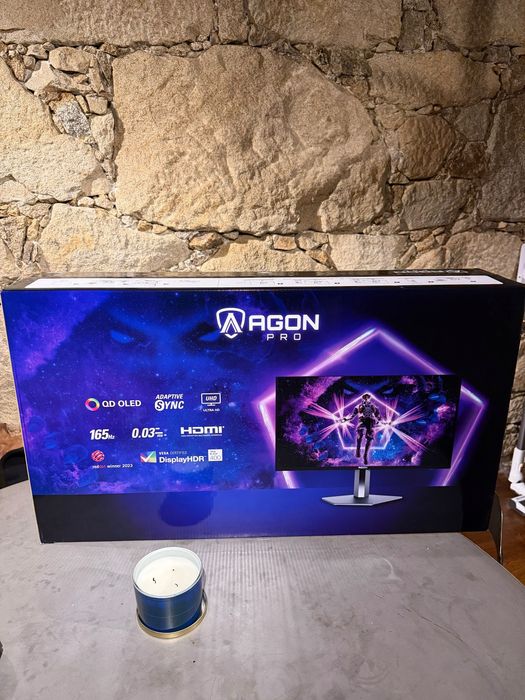 AOC AGON PRO AG326UD 32” 4K 165Hz QD-OLED Gaming Monitor